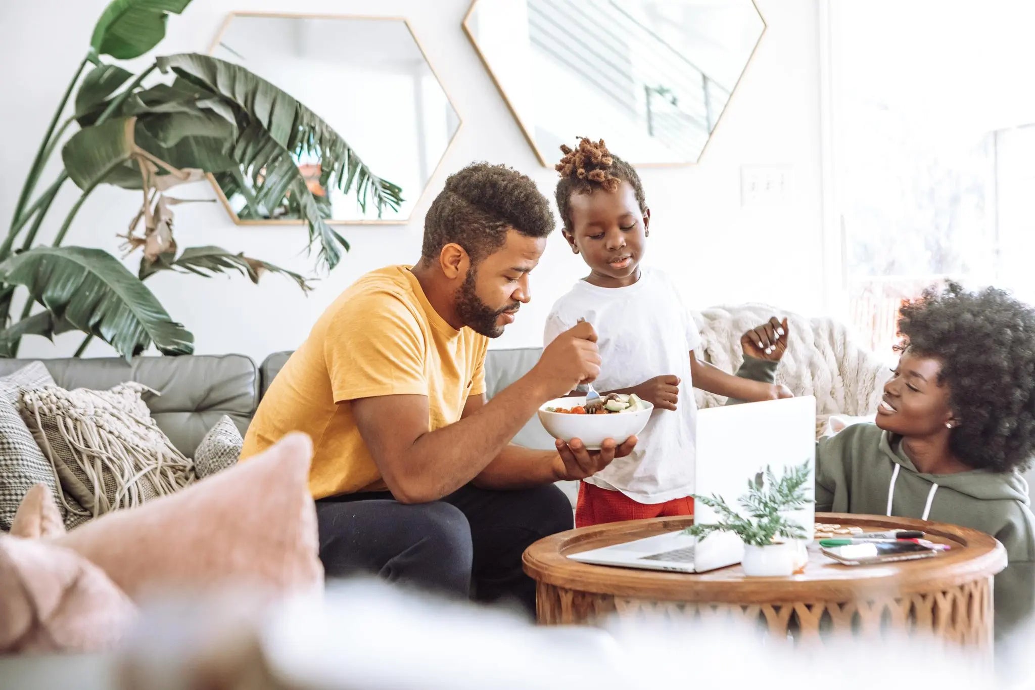 Beyond Food, What Makes a Meal Healthy? Tips for Families. Mediterranean Movement
