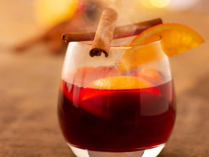 Hot Spiced Wine Recipe (Gluhwein)