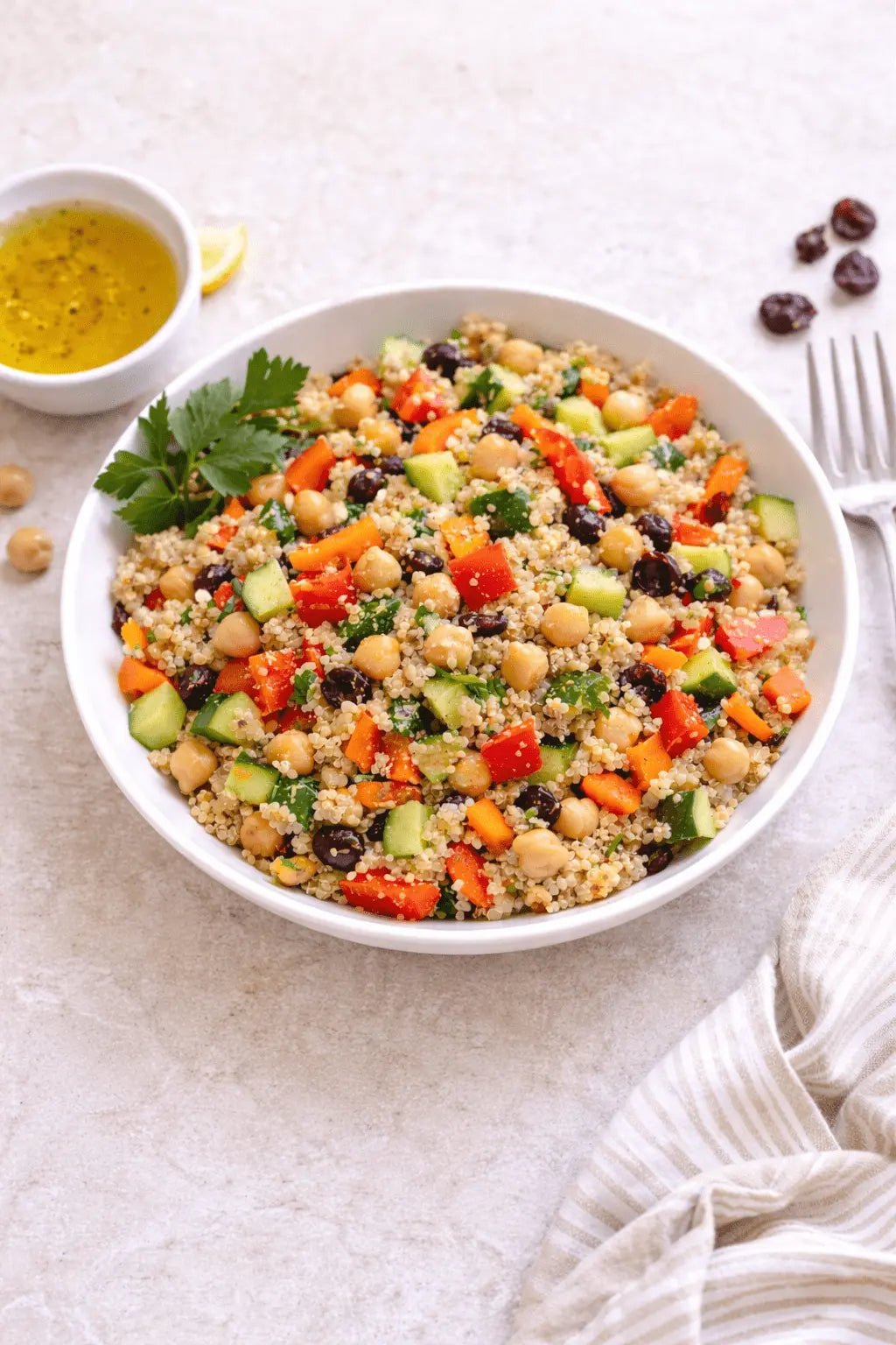 Mediterranean Quinoa Salad with Chickpeas