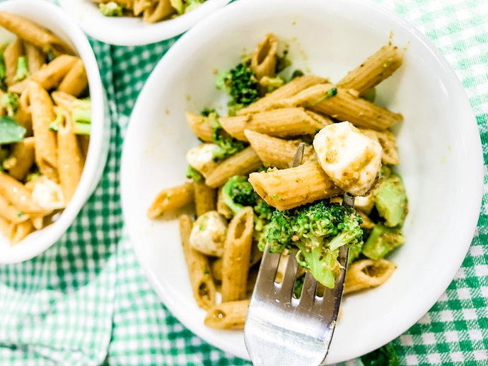 Pesto Pasta with Veggies and Mozzarella